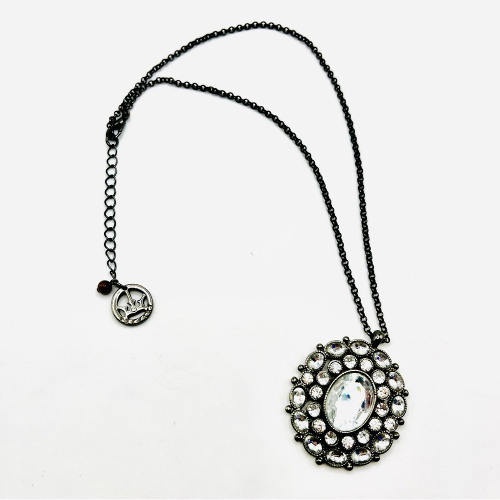 Vintage Trifari Signed Clear Tear Drop Crystal Glass Necklace 20” - Picture 1 of 6
